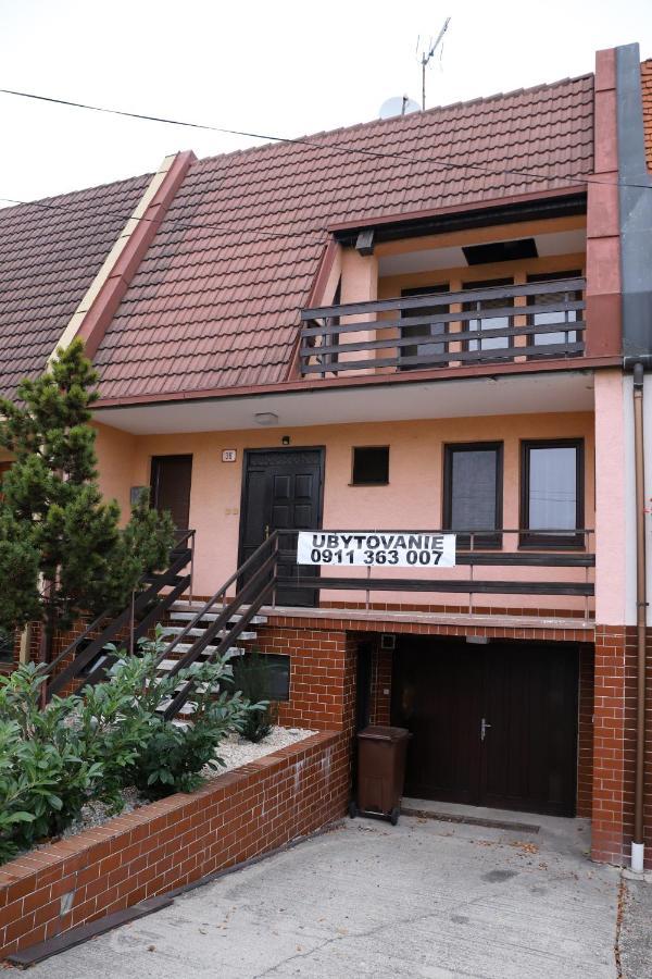 Dunajská Streda Ubytovanie Viktoria מראה חיצוני תמונה